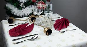 Rollo Novotex Blanco 1,20x7m Deco. Estrellas (Tinta Oro) Prec. 40cm 20uds.